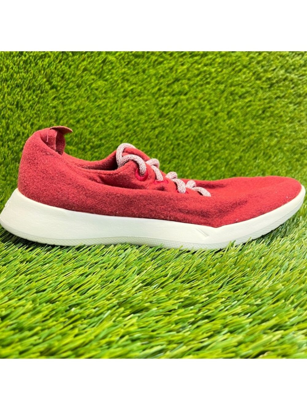 Allbirds Wool Runners Womens Size 9 Red White Athletic Running Shoes Sneakers